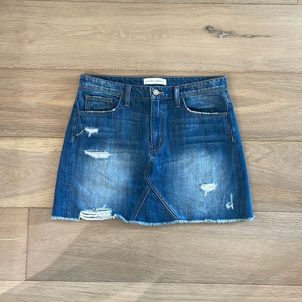 Flying Monkey size 28 dark wash denim skirt